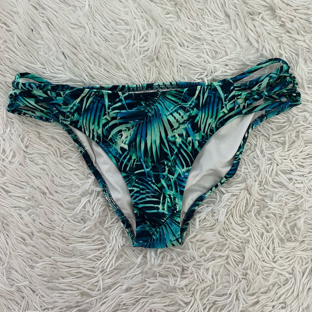 PINK Victoria’s Secret Bikini Bottom Size Small